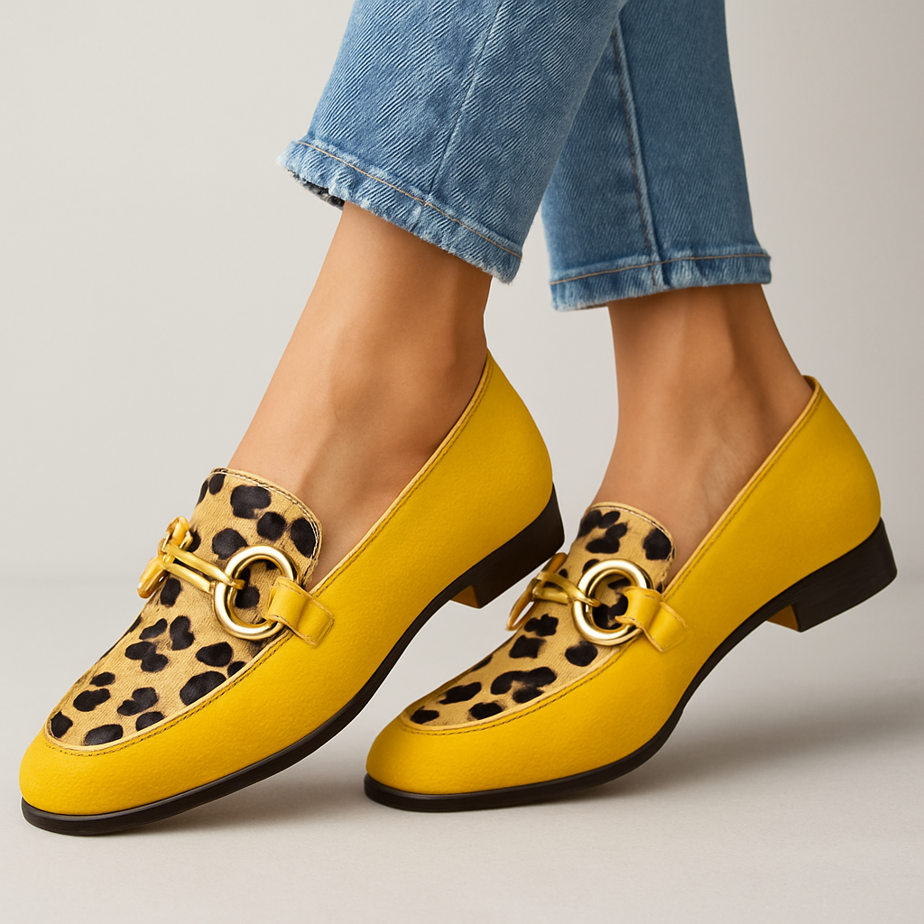 Edith - Trendy Women's Comfort Loafers with Round Toe and Buckle Detail