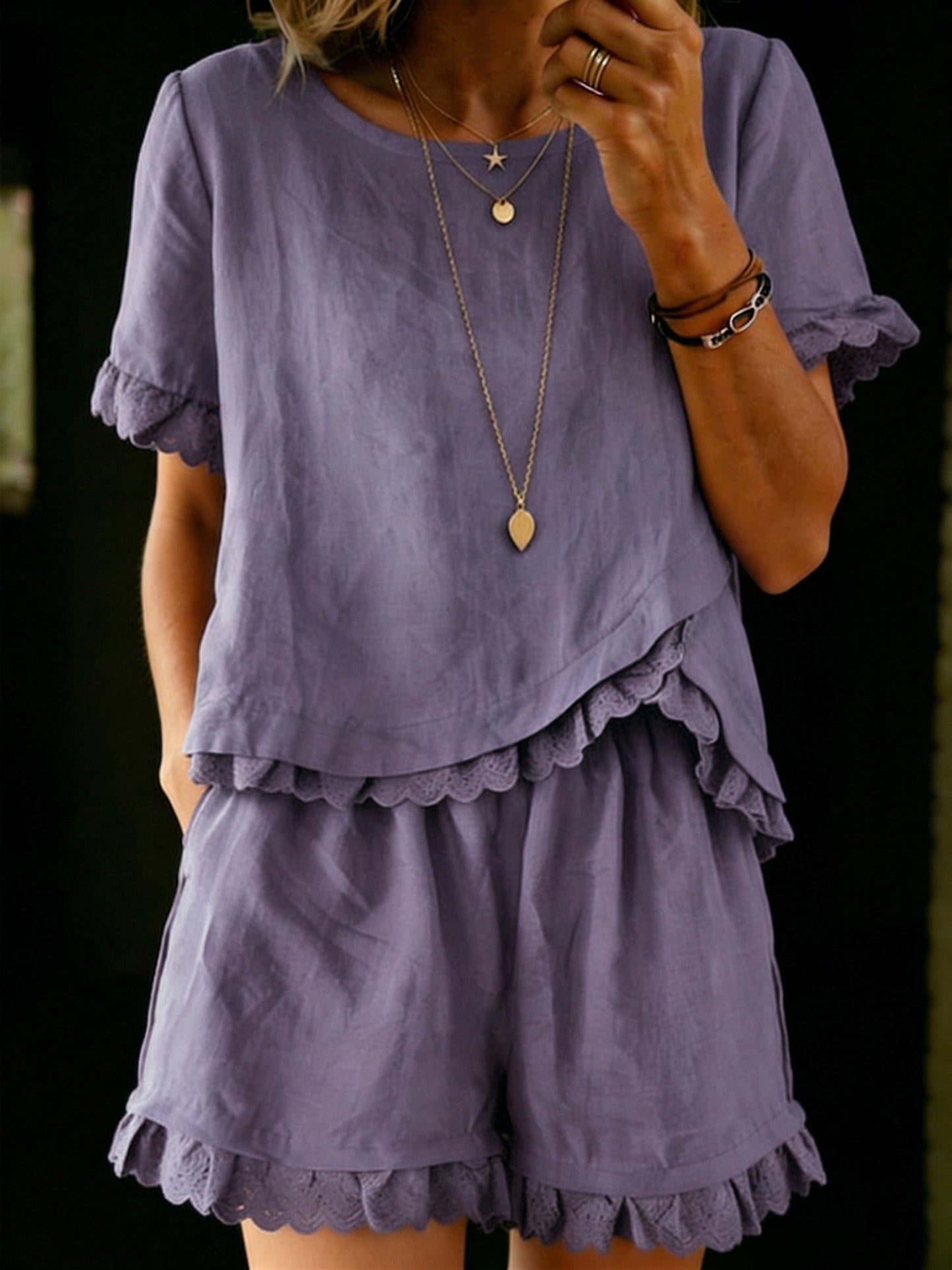 Penelope - Vintage Women's Linen Summer Co-Ord Set with Scalloped Lace Trim and Shorts