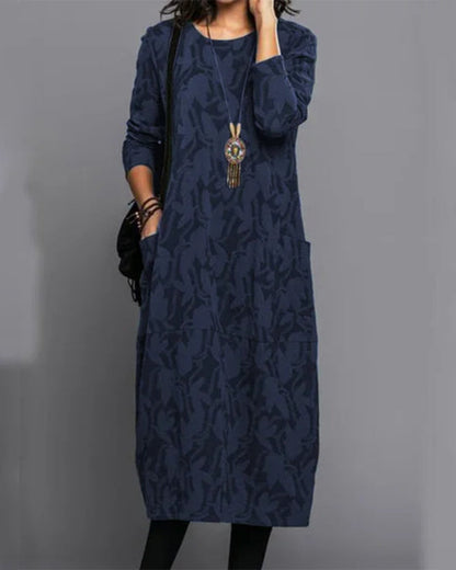 Alice - Casual Women's Maxi Dress with Long Sleeves and Round Neckline