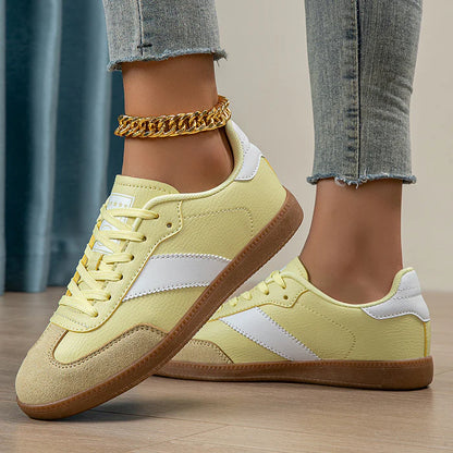 Amber - Casual Women's Trainers with Contrast Side Panel and Gum Rubber Sole