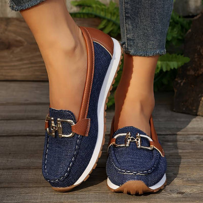 Daphne - Preppy Women's Comfort Loafers with Buckle Detail and Contrast Trim