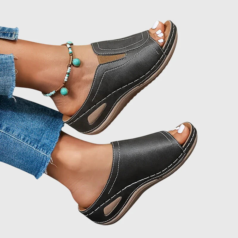 Evie - Relaxed Women's Orthopedic Wedge Mule Sandals with Panelled Upper and Cushioned Footbed