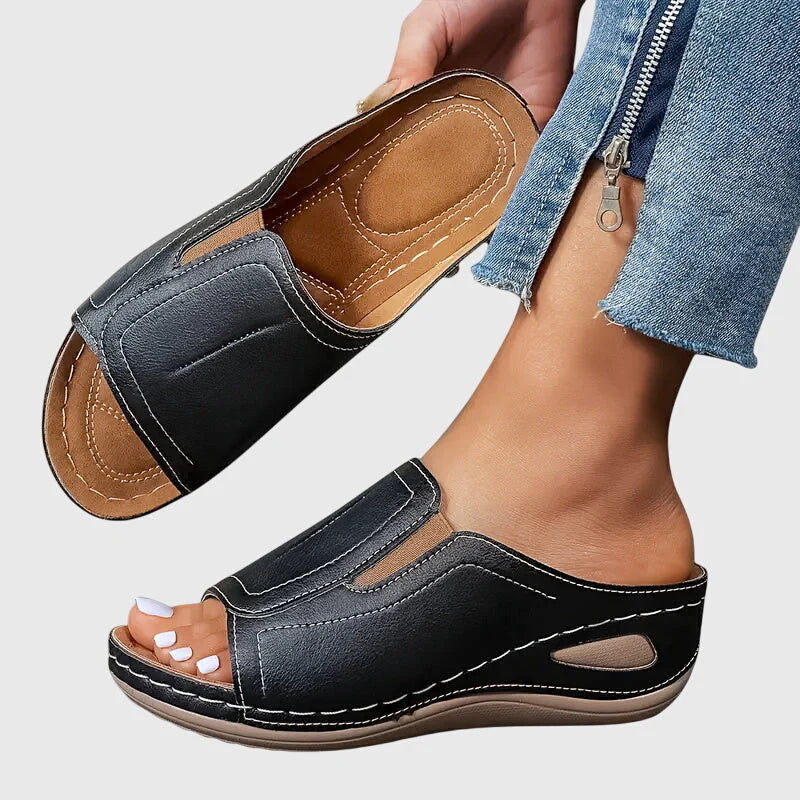 Evie - Relaxed Women's Orthopedic Wedge Mule Sandals with Panelled Upper and Cushioned Footbed