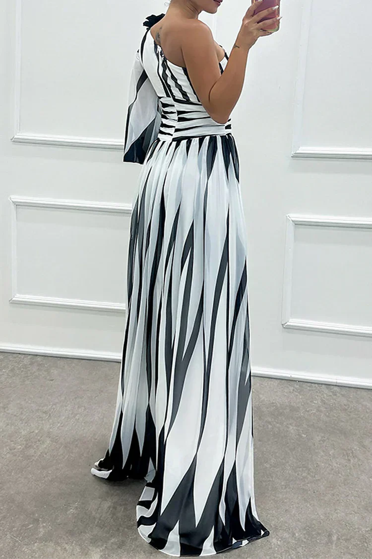 Freya - Chic Women's Wedding Guest Dress with One Shoulder Neckline and Leg Slit