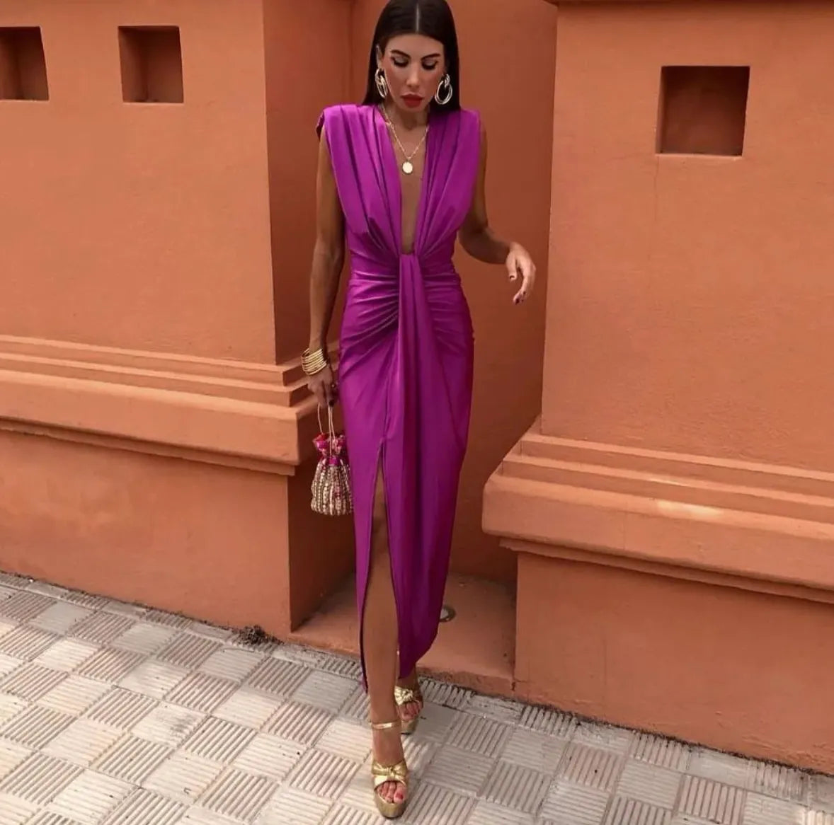 Freya - Elegant Women's Wedding Guest Maxi Dress with Deep V Neck and Ruched Front
