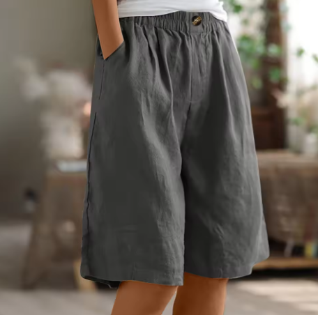 Hannah - Casual Women's Linen Shorts with Pleated Front and Elastic Waist