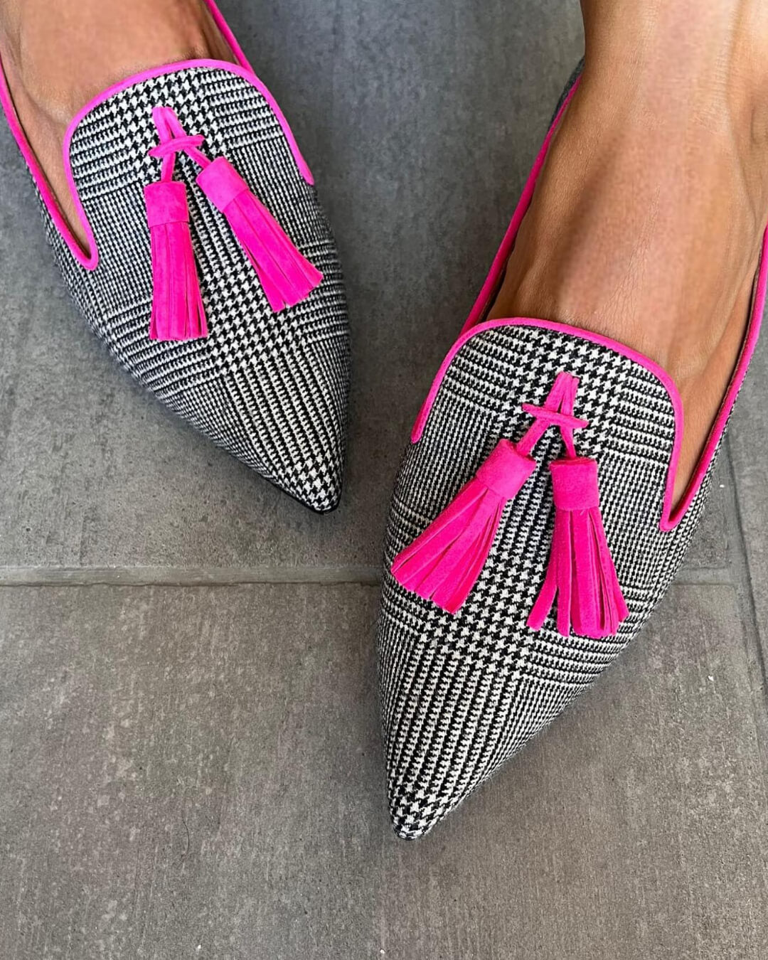 Matilda - Preppy Women's Comfort Loafers with Pointed Toe and Tassel Detail