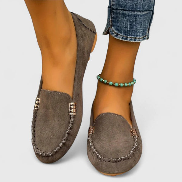 Mia - Timeless Comfort Loafers for Women with Stitched Buckle Detail