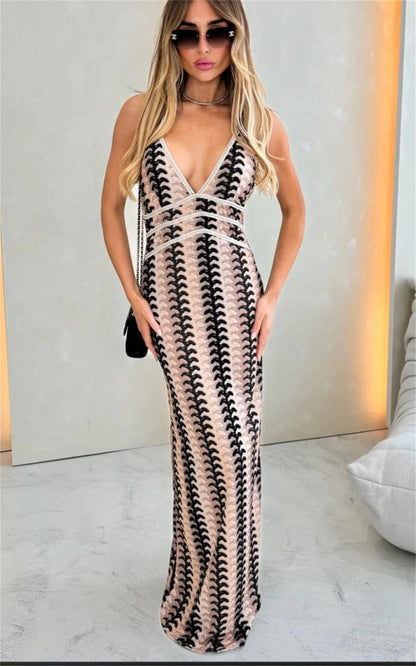 Naomi - Boho Women's Wedding Guest Maxi Dress with Halter Neck and Geometric Print