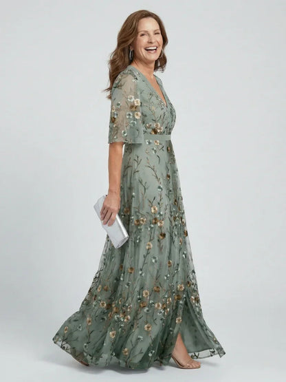 Olivia - Elegant Women's Maxi Dress with V-Neck and Floral Embroidery