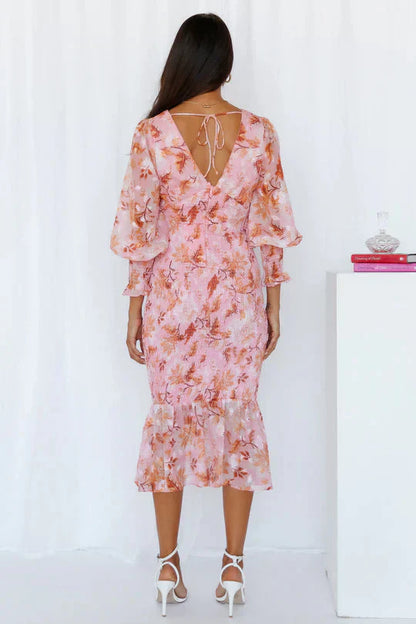 Rosie - Glam Women's Wedding Guest Dress with Balloon Sleeves and Ruffled Hem