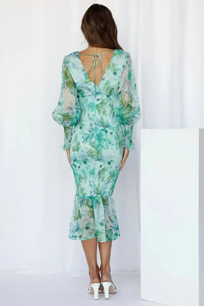 Rosie - Glam Women's Wedding Guest Dress with Balloon Sleeves and Ruffled Hem