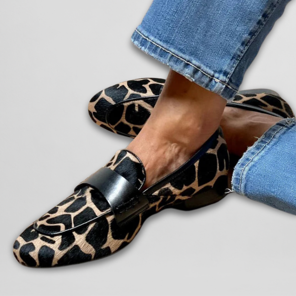 Rosie - Trendy Comfort Loafers for Women with Giraffe Print Design