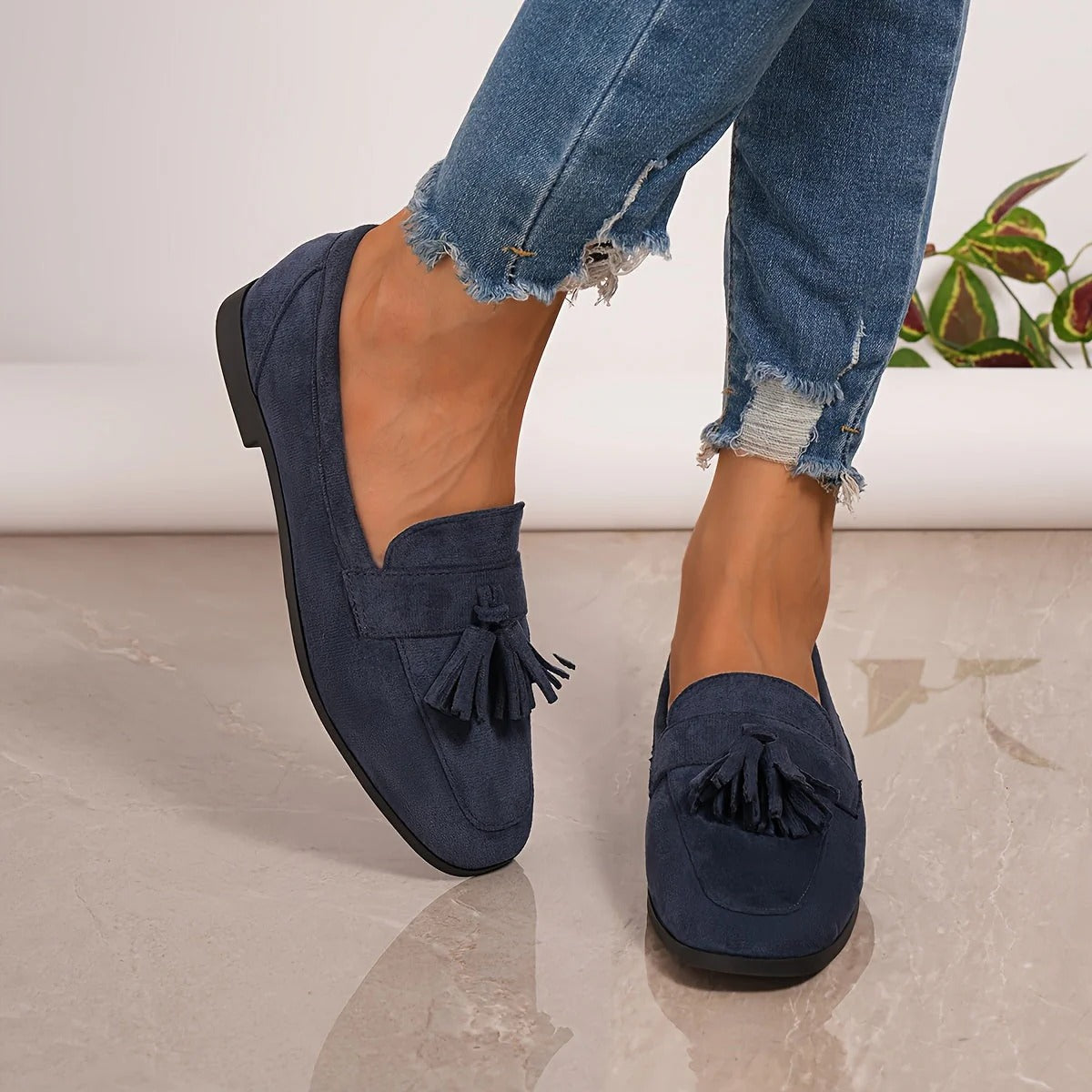 Sophie - Preppy Women's Comfort Loafers with Tassel Detail and Flat Sole