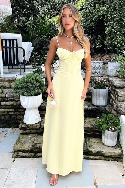 Zara - Elegant Women's Wedding Guest Maxi Dress with Sweetheart Neck and Spaghetti Straps